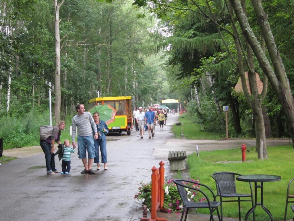 Resort Piaseczno Rozpłucie Exterior foto