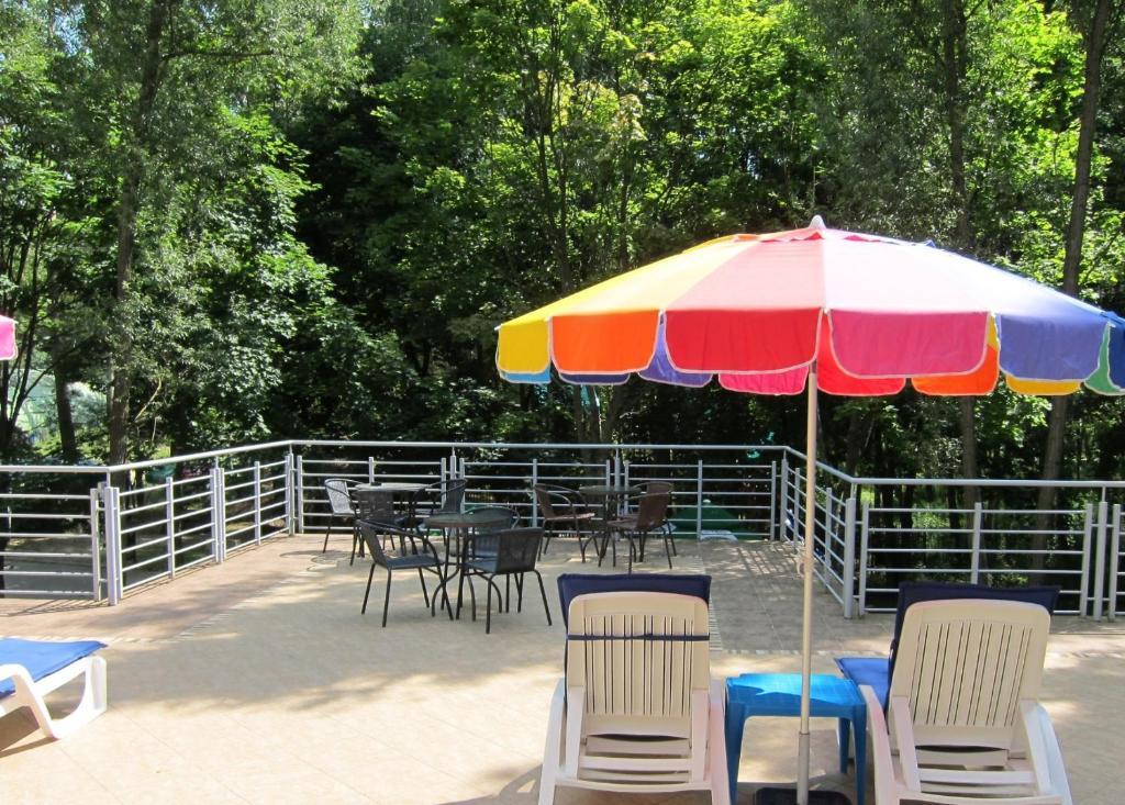 Resort Piaseczno Rozpłucie Exterior foto