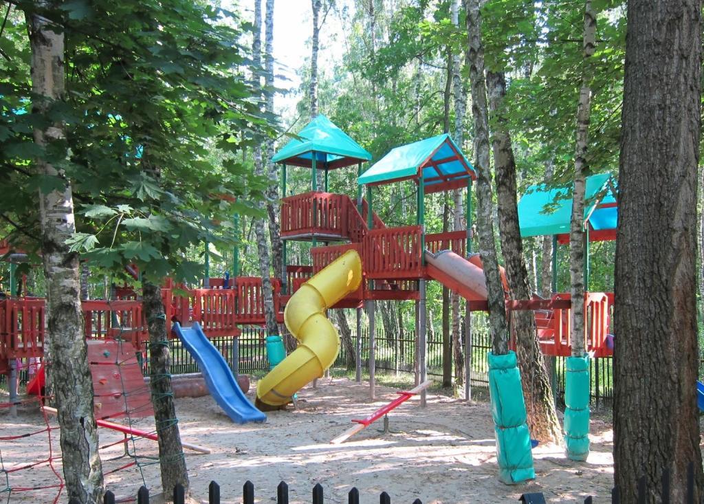 Resort Piaseczno Rozpłucie Exterior foto