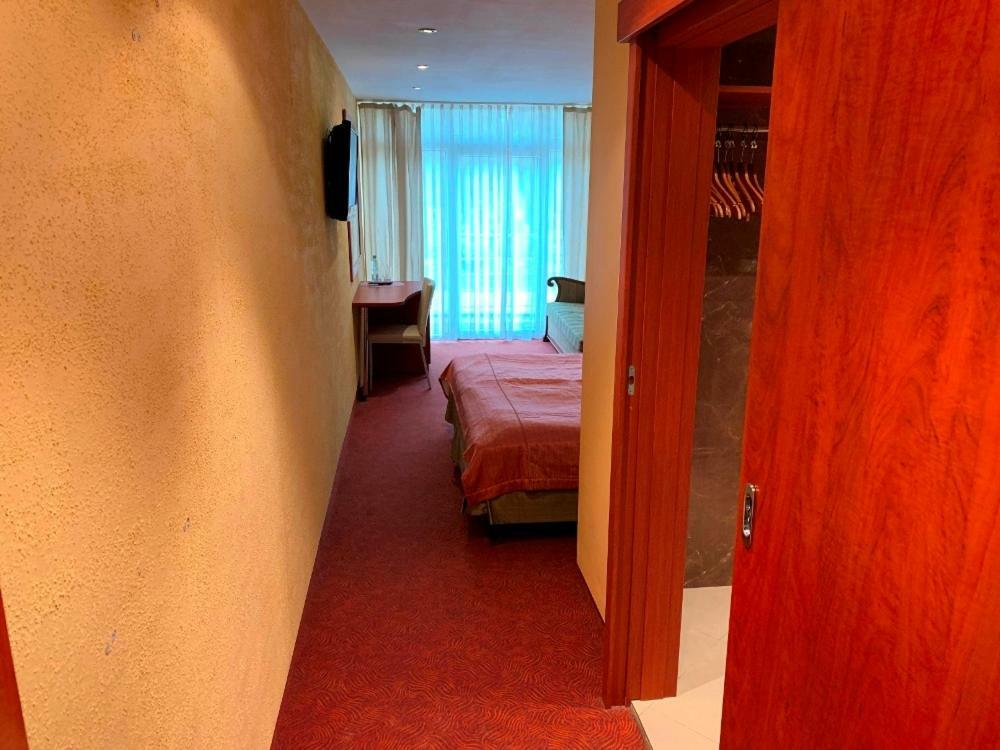 Resort Piaseczno Rozpłucie Exterior foto